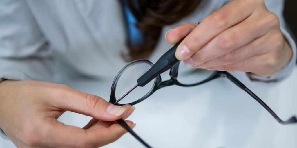 Can eyeglass lenses be put in new frames hotsell
